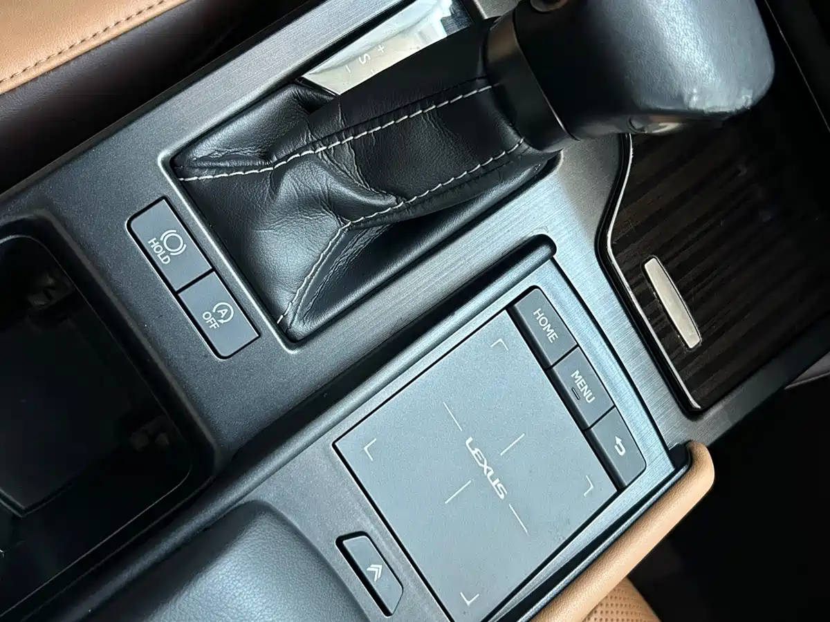 Lexus ES 2018 200 Luxury Edition China V фото 17