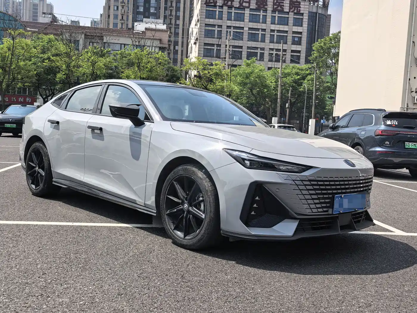 CHANGAN UNI-V