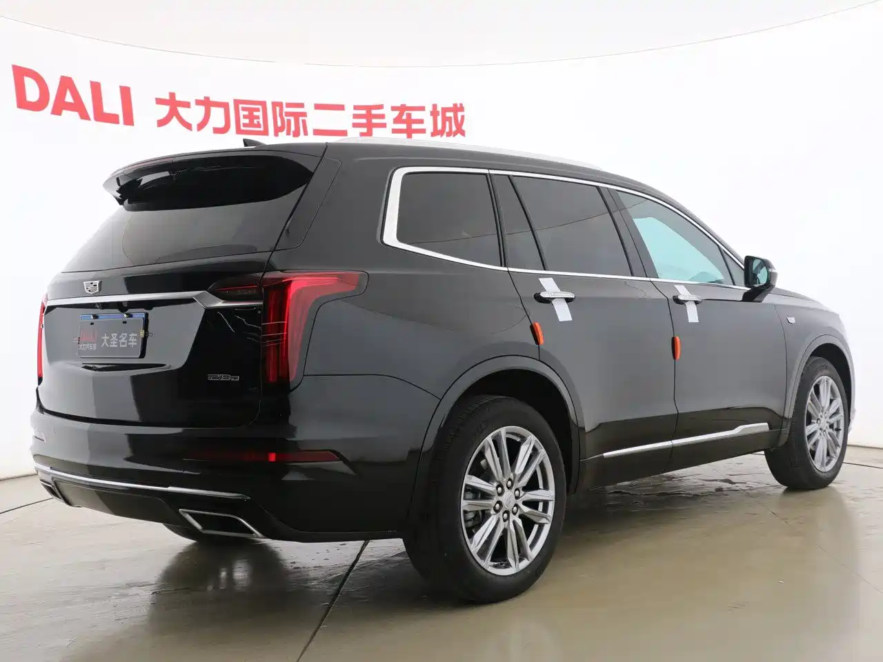 Cadillac XT6 2021 28T 6-Seater Luxury фото 14