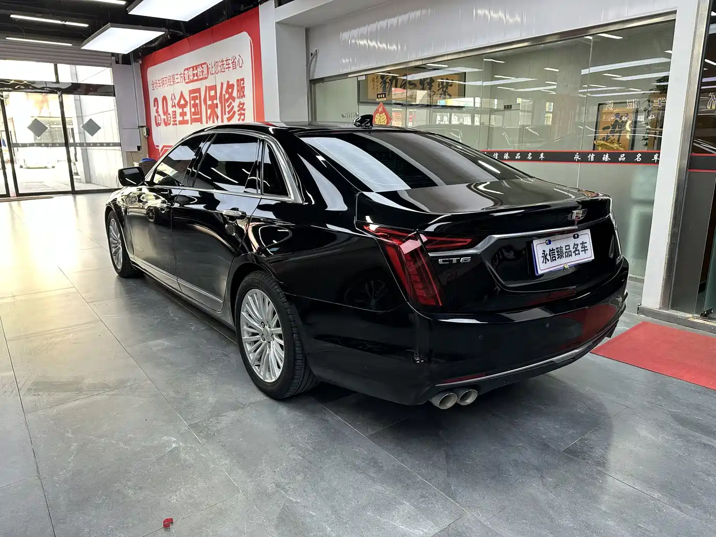 CADILLAC CT6