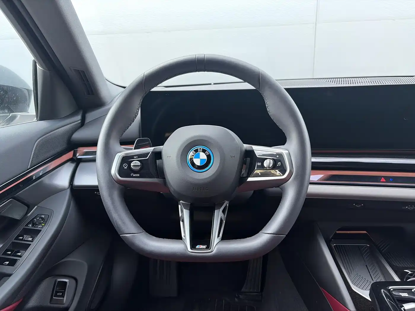 BMW i5 2024 eDrive 35L M Sport Package фото 8