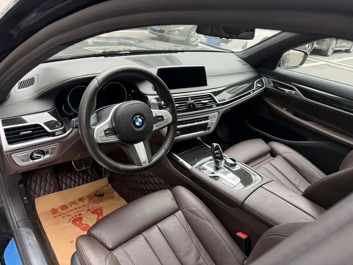 BMW 7 Series 2018 730Li Leading Type M Sport Package фото 8