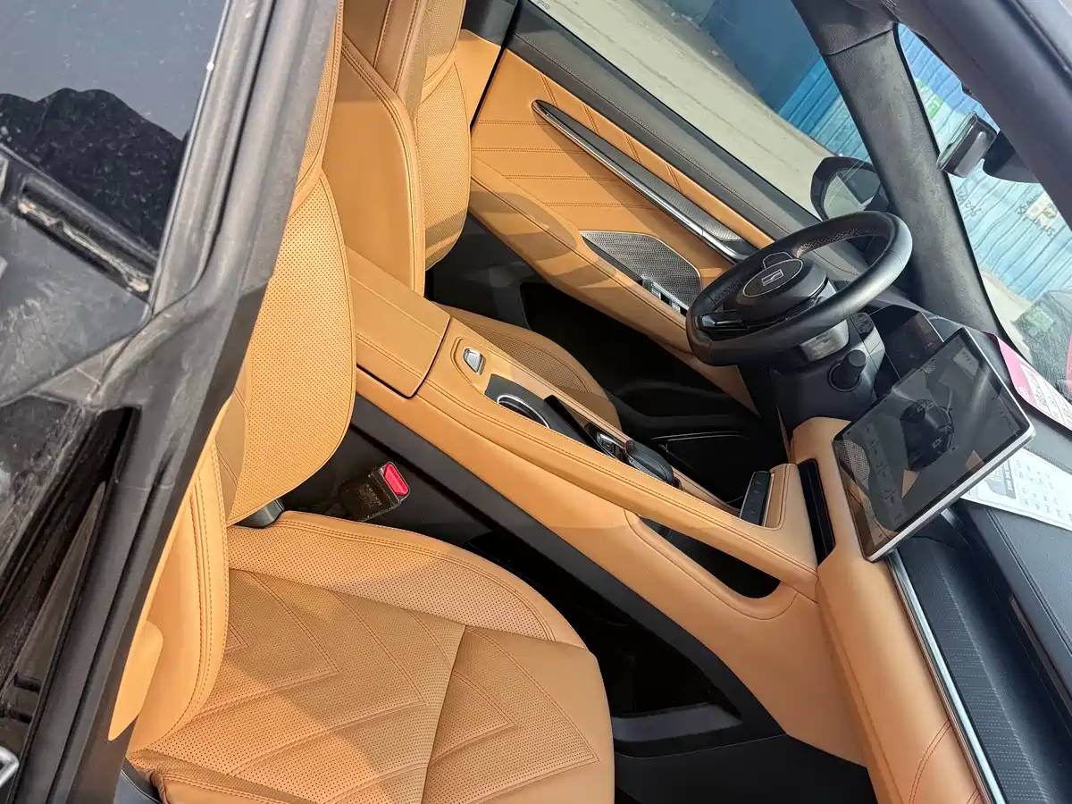 ZEEKR EXTREME KRYPTON 001