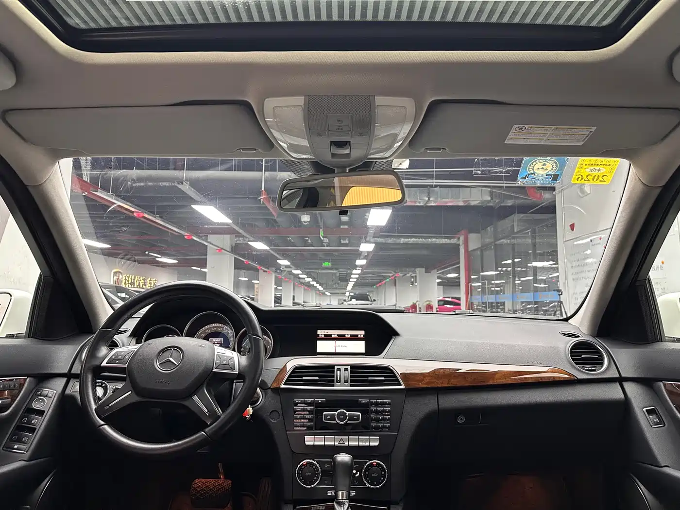 Mercedes-Benz C-Class 2013 C 260 Elegance Grand Edition фото 14