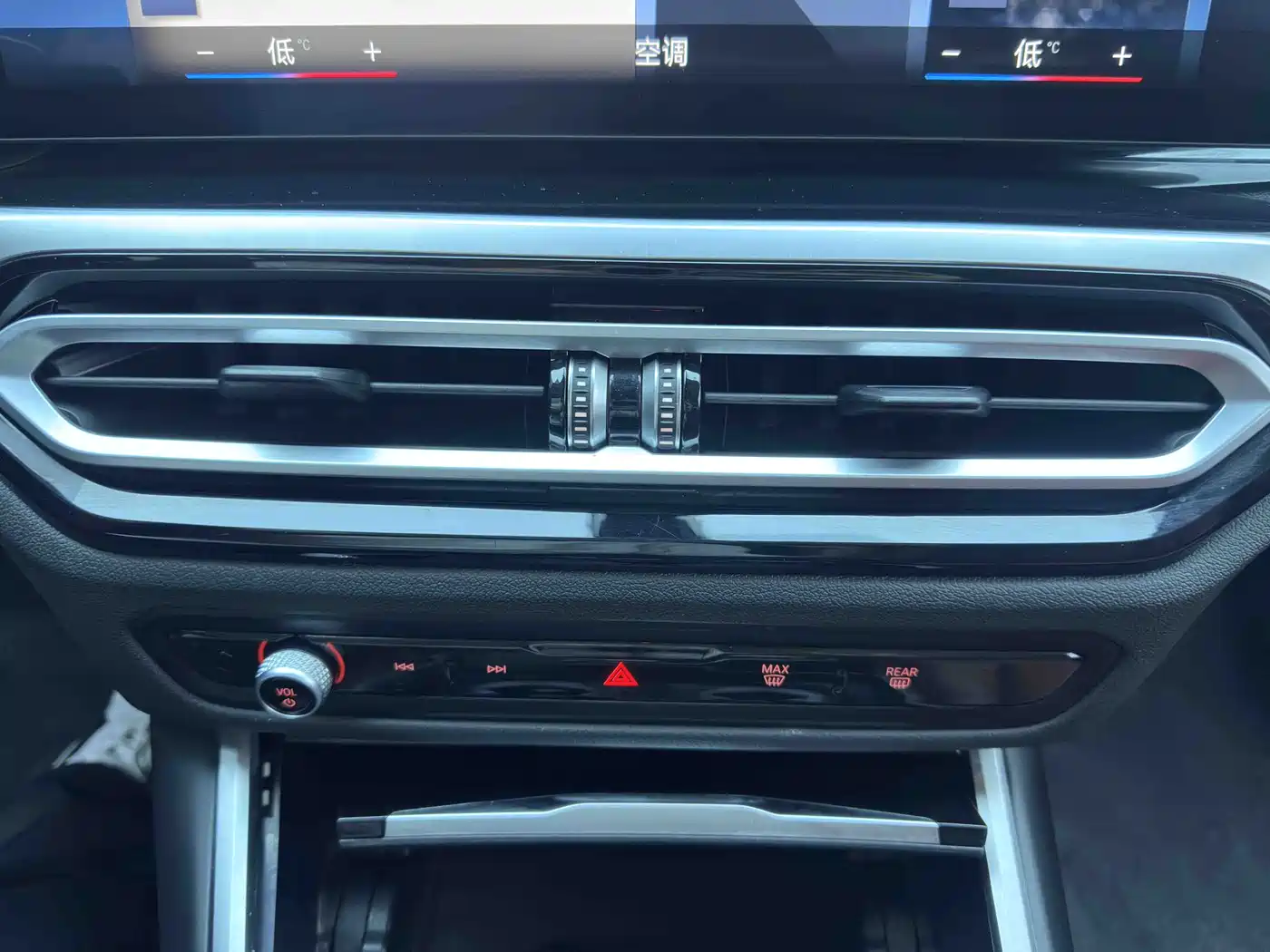 BMW 3 Series 2023 320Li M Sport Package фото 14
