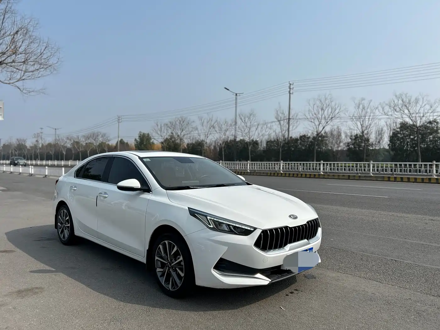 Kia K3 2021 1.5L CVT Fashion Edition фото 7