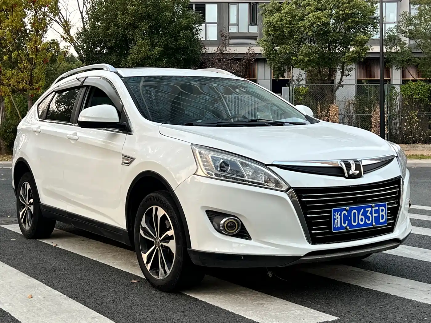 Luxgen U6 SUV 2015 2015 1.8T Fashion Edition