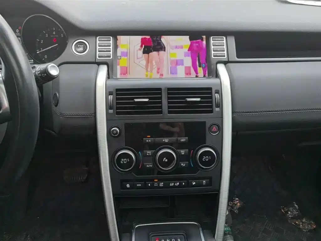 Land Rover Discovery Sport 2019 240PS SE Edition China VI фото 13