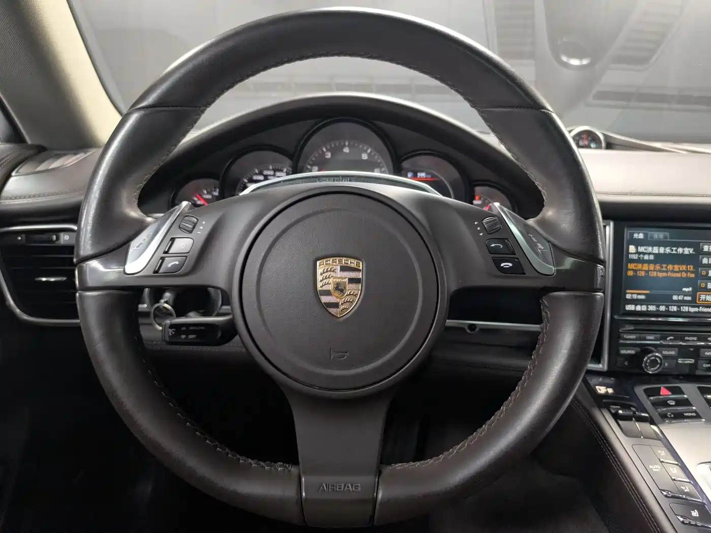 Porsche Panamera 2010 Model Panamera S 4.8L фото 7