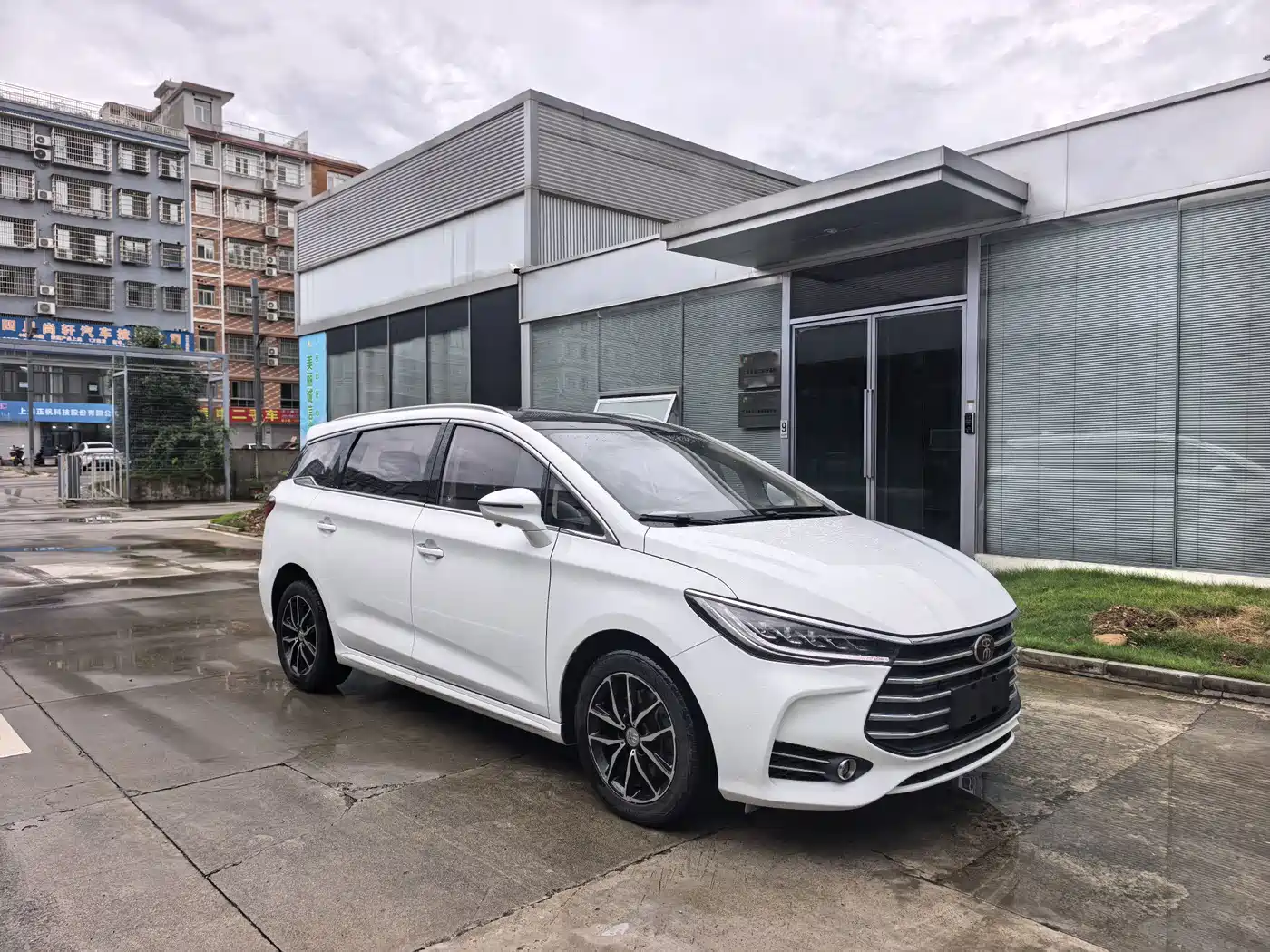 BYD Song MAX 2017 2017 1.5T Auto Smart Elite 7-Seater