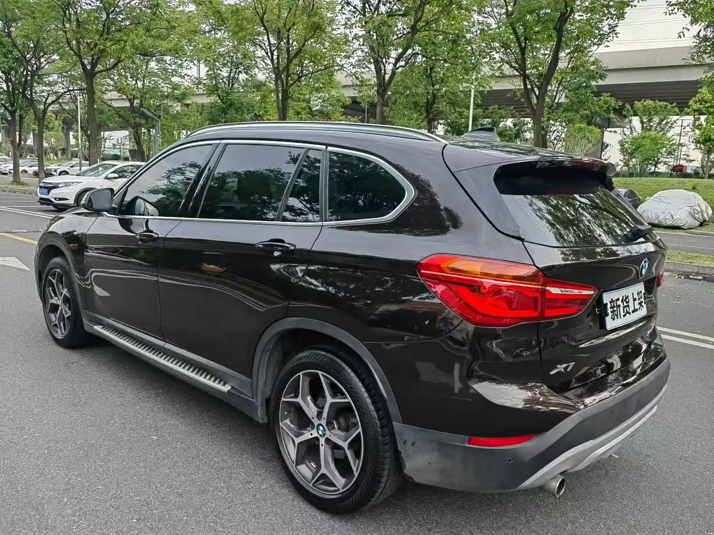 BMW X1 2019 sDrive18Li Premium Model фото 7