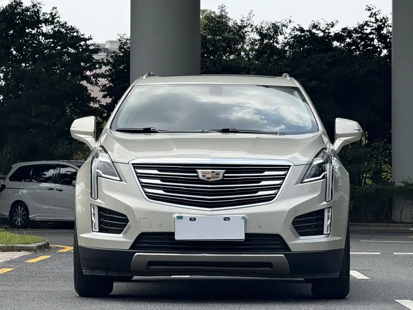 Cadillac XT5 2016 28T AWD Luxury Model фото 3