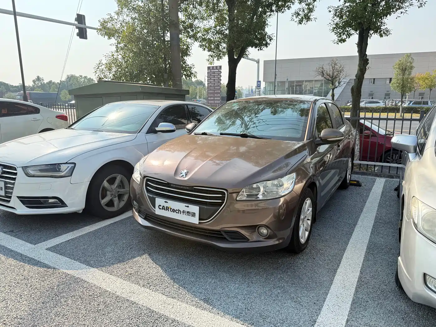 Peugeot 301 2014 — пригон из Китая
