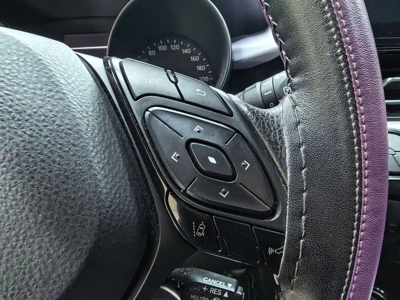 Toyota C-HR 2020 Model 2.0L Comfort фото 16