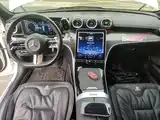 Photo 10 - Mercedes-Benz C-Class