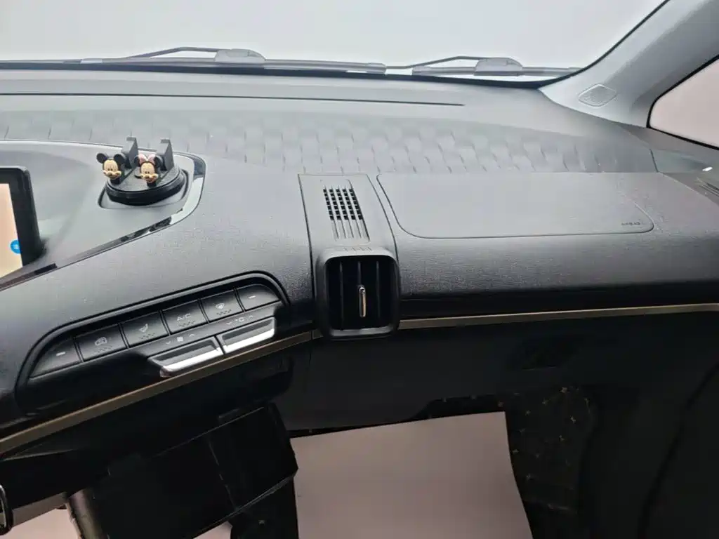 Baojun KiWi EV 2022 2021 Designer NMC