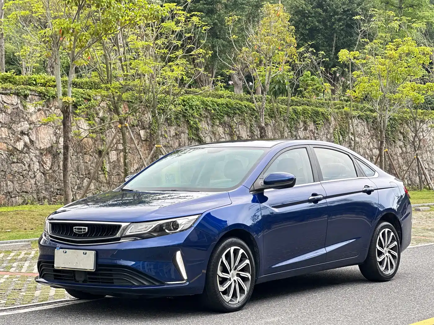 Фото 1 - Geely Emgrand GL