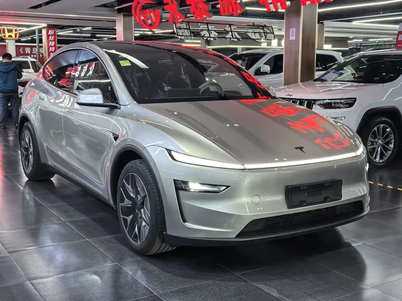 Tesla Model Y L 2026 2025 Facelift Long Range AWD