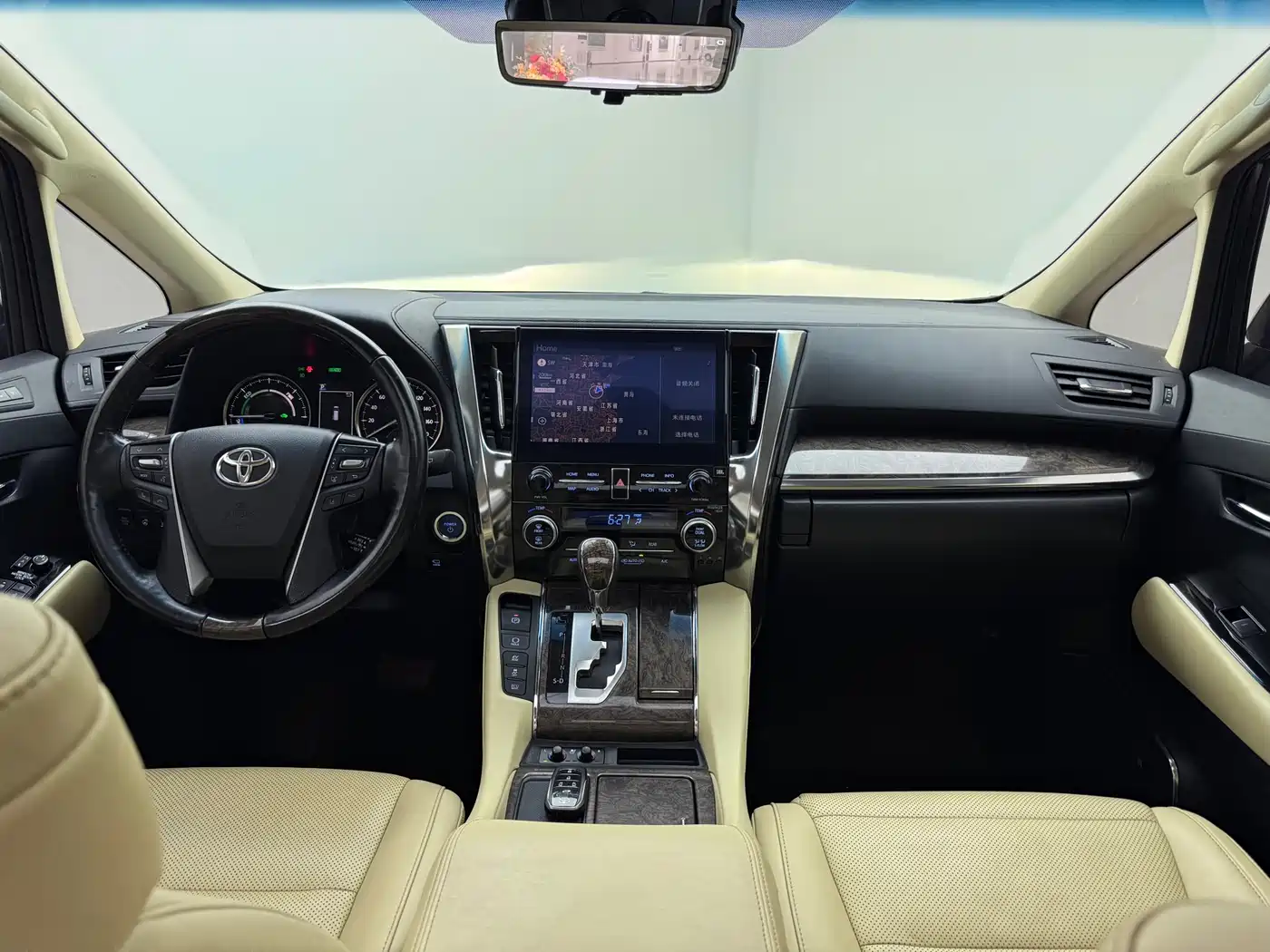Toyota Alphard 2021 Hybrid 2.5L Premium фото 9