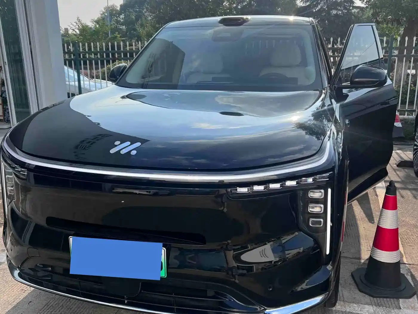 IM Motors IM LS8 2026 2026 Model Base Version 5-seater