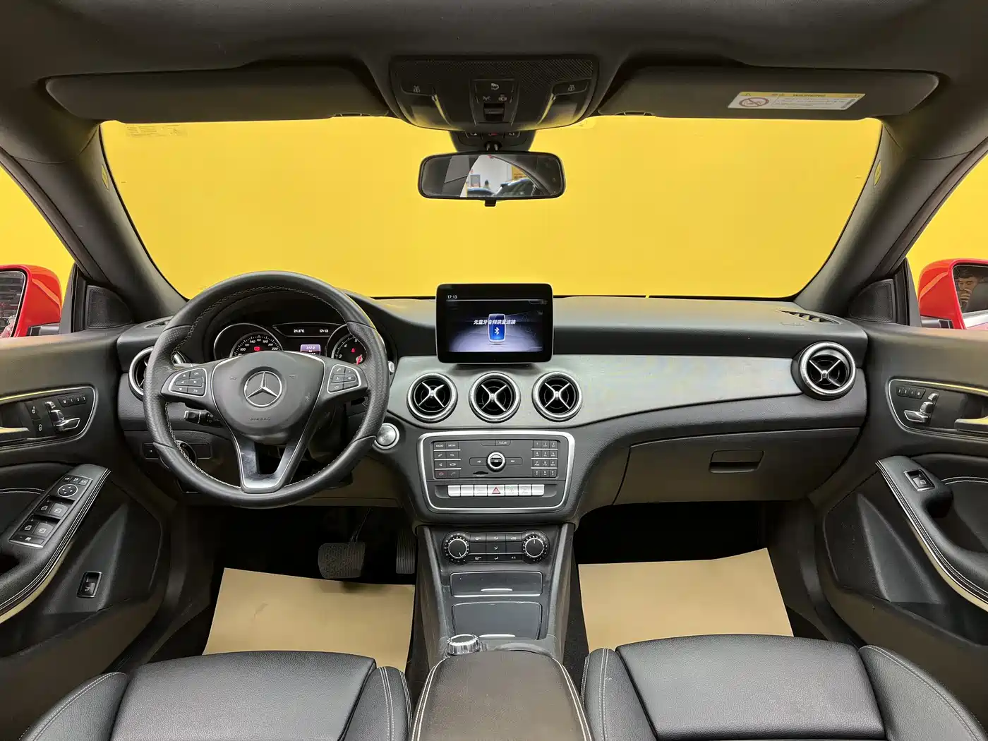 Mercedes-Benz CLA (Import) 2017 CLA 200 Fashion фото 13