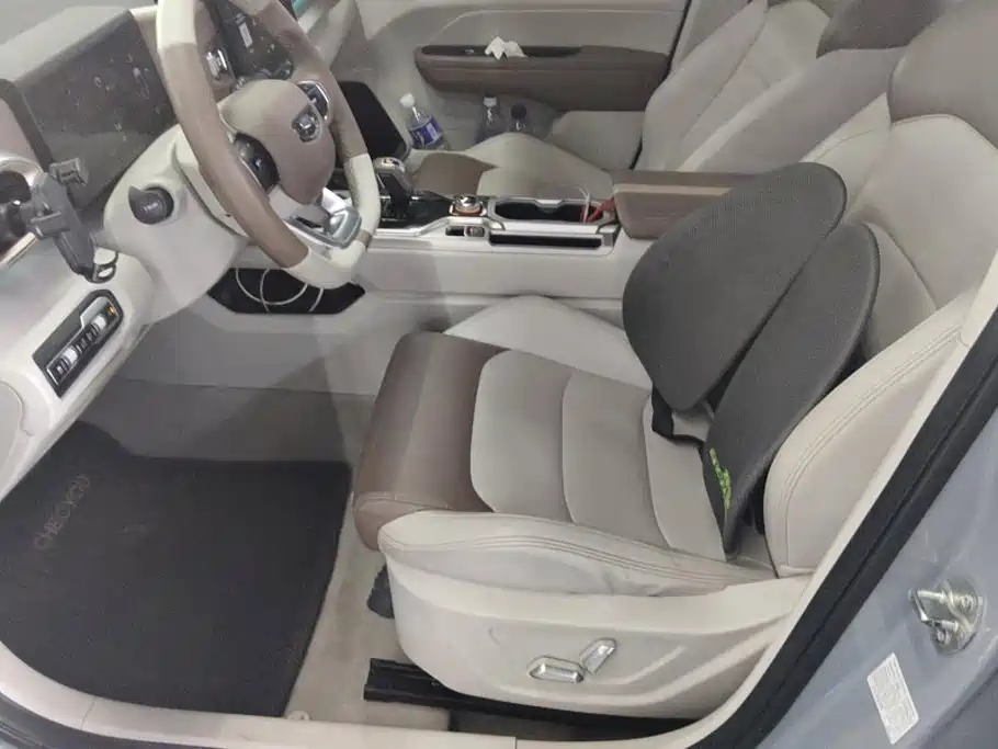 Фото 9 - Geely ICON