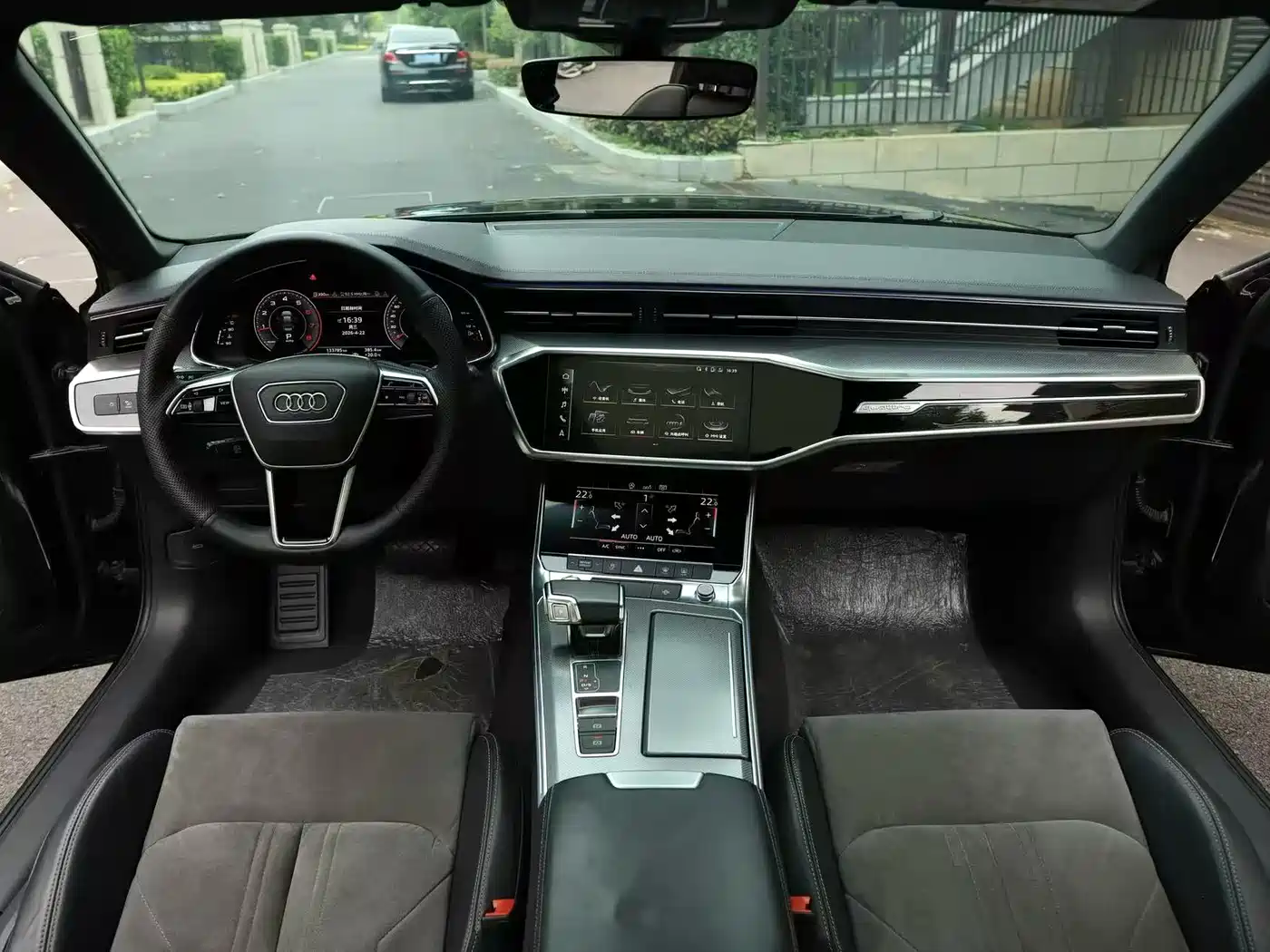 Audi A6L 2019 40 TFSI Luxury Dynamic фото 16