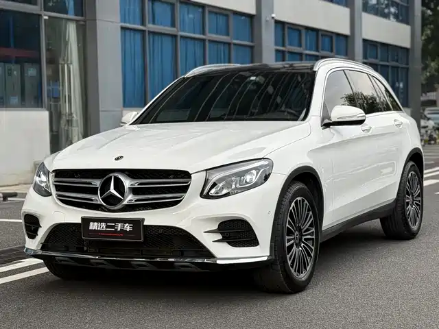 MERCEDES-BENZ GLC