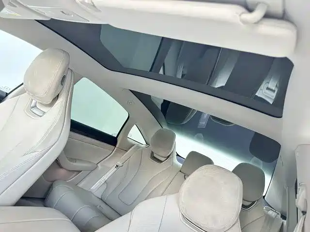 Zhijie S7 2025 2025 Model 705km Pro