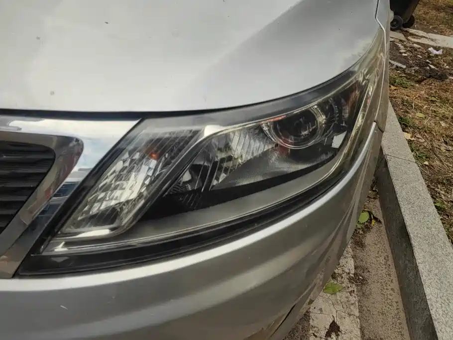 Kia K2 2012 2011 Sedan 1.4L AT GLS
