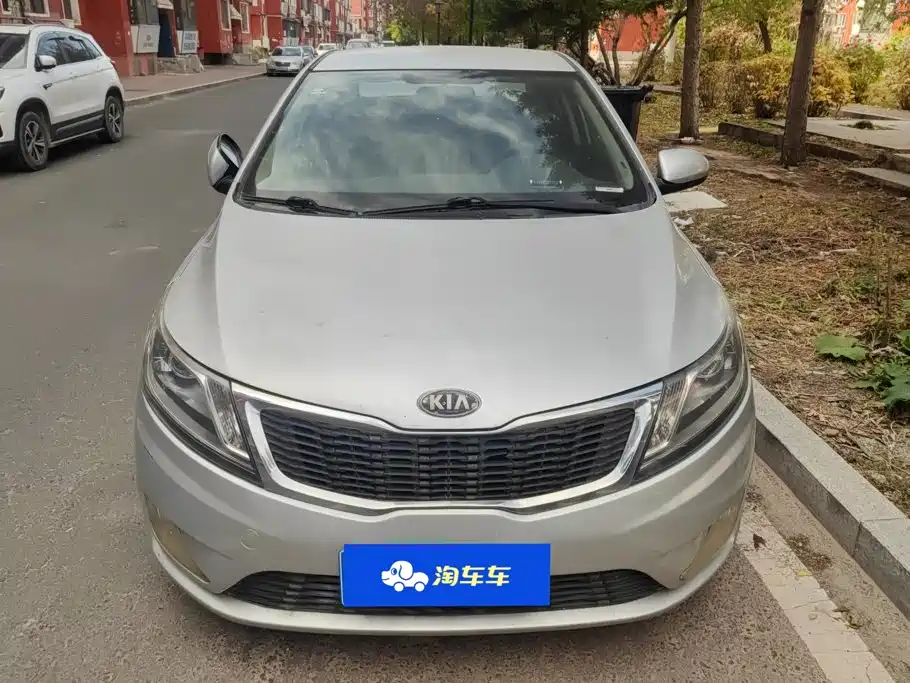 Kia K2 2012 2011 Sedan 1.4L AT GLS