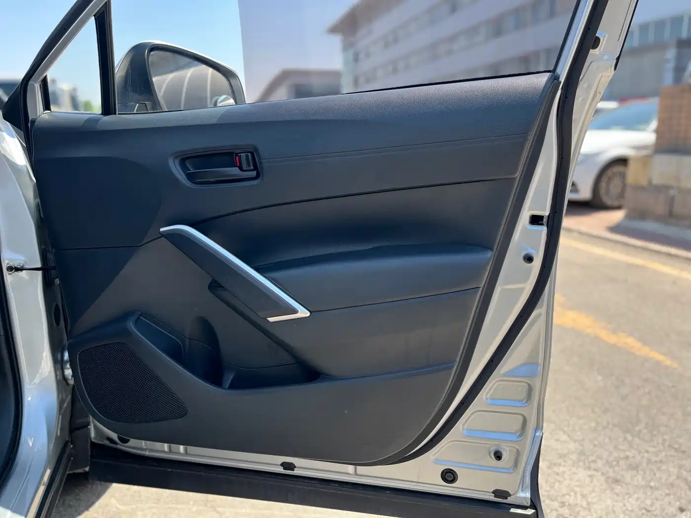 Toyota Frontlander 2022 2.0L CVT Elite фото 24