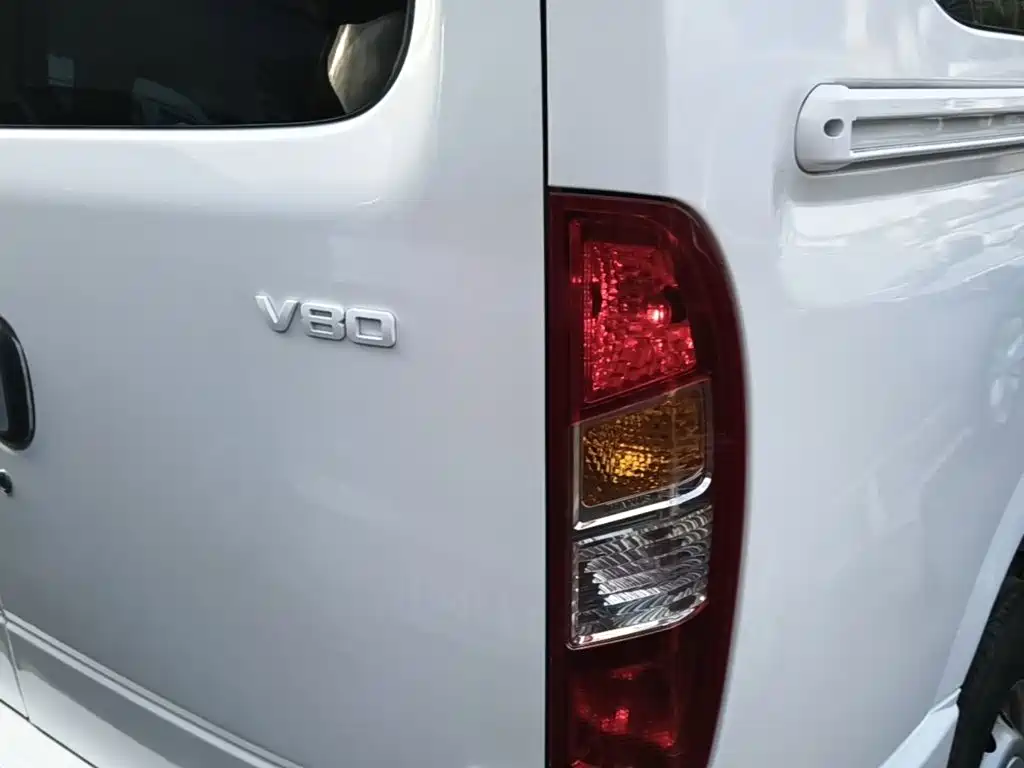SAIC Maxus Xintu V80 2024 2024 Model Year Aoyunton Value Edition 6MT Short Wheelbase Medium Roof 127Ps 5/6-Seater