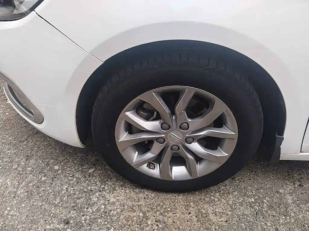 Geely Emgrand GL 2017 2017 1.3T Manual Elite