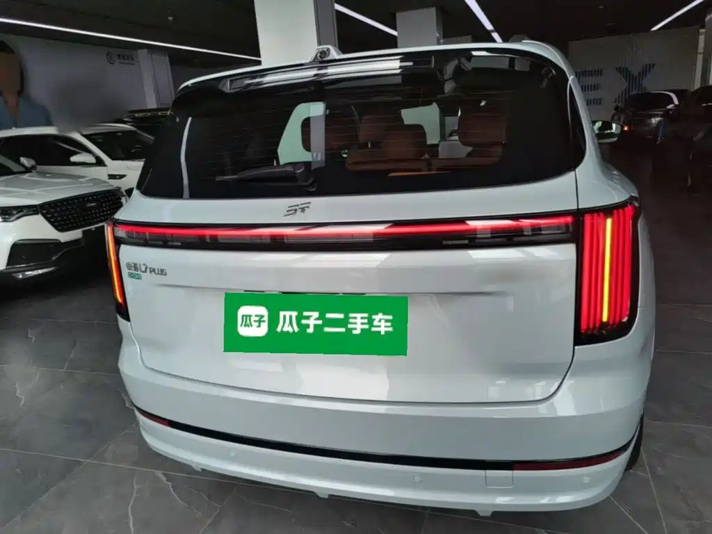 Jetour Shanhai L7 PLUS 2026 2025 Base Model 7-Seater