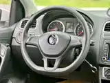 Фото 31 - Volkswagen Polo