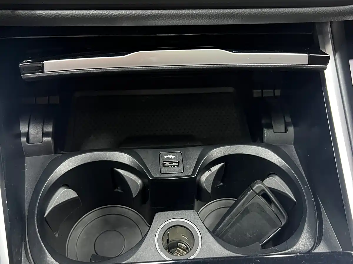 BMW 3 Series 2023 320Li M Sport Package фото 14