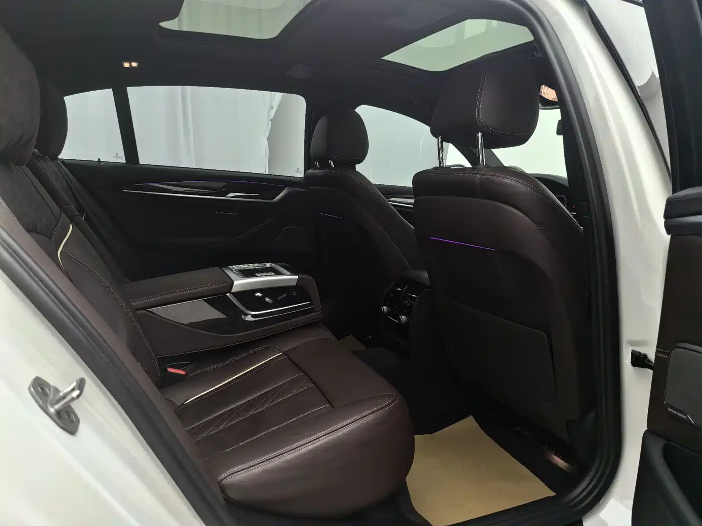 BMW 5 Series 2018 530Li Premium M Sport Package фото 21