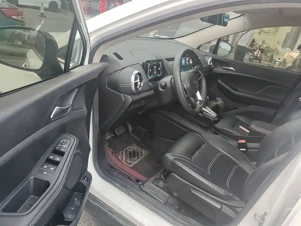 BYD Yuan New Energy 2019 EV535 Smart Connected Trend Leader Type фото 16