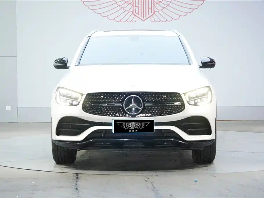 Mercedes-Benz GLC Coupe 2020 GLC 260 4MATIC Coupe SUV фото 2