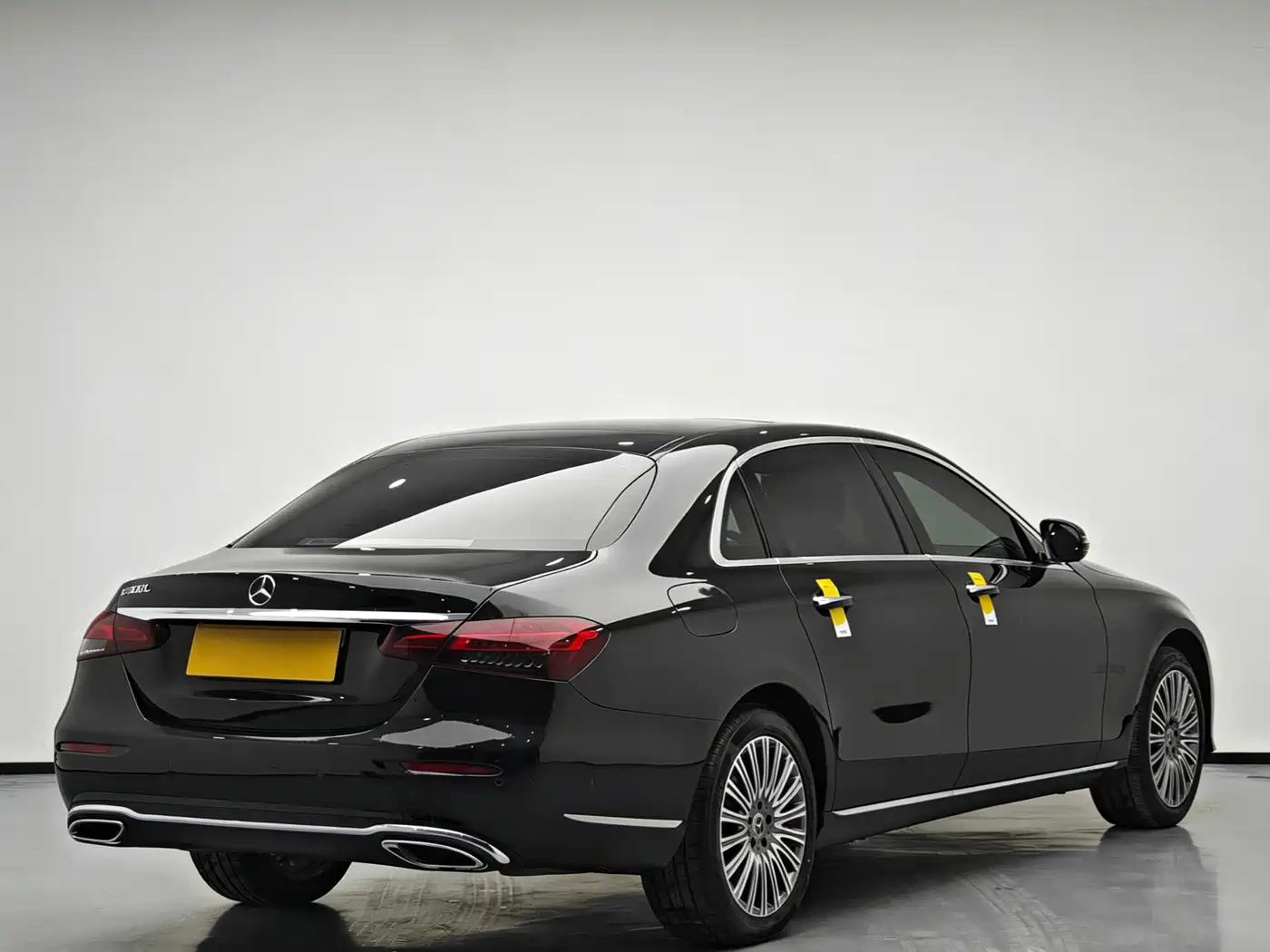 Mercedes-Benz E-Class 2022 Second Facelift E 300 L Luxury фото 10