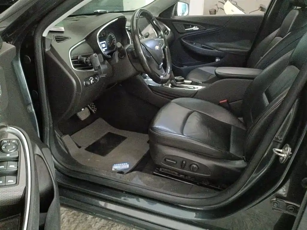 Chevrolet Malibu XL 2017 1.5T Auto Sport Edition фото 14