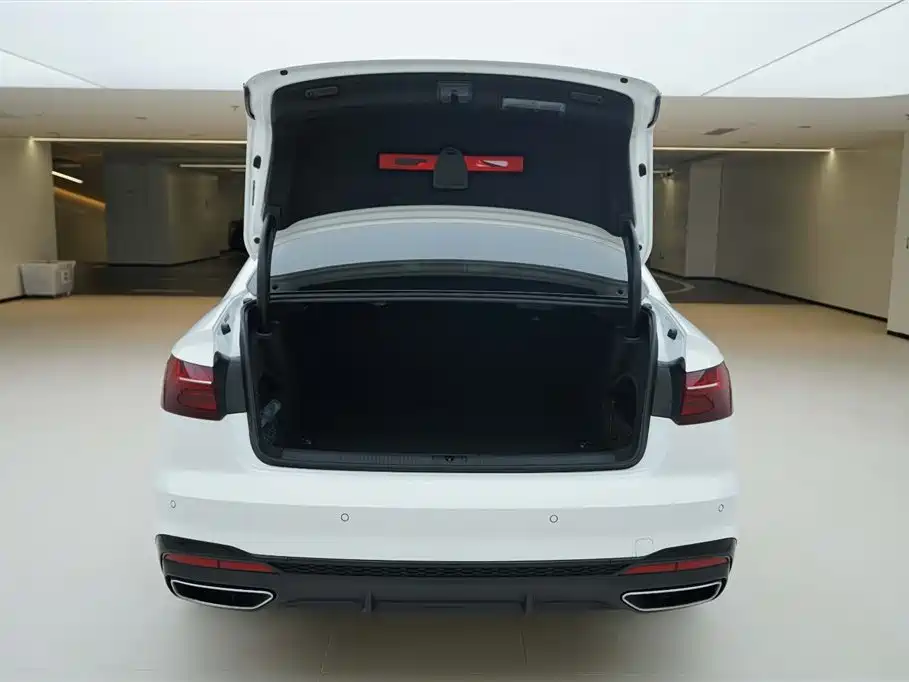 Audi A4L 2024 40 TFSI Luxury Dynamic фото 6