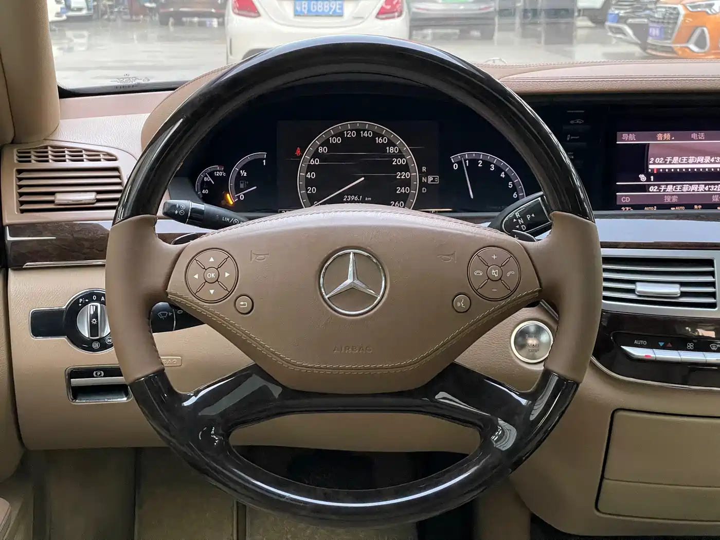 Mercedes-Benz S-Class 2011 2010 S 300 L Premium