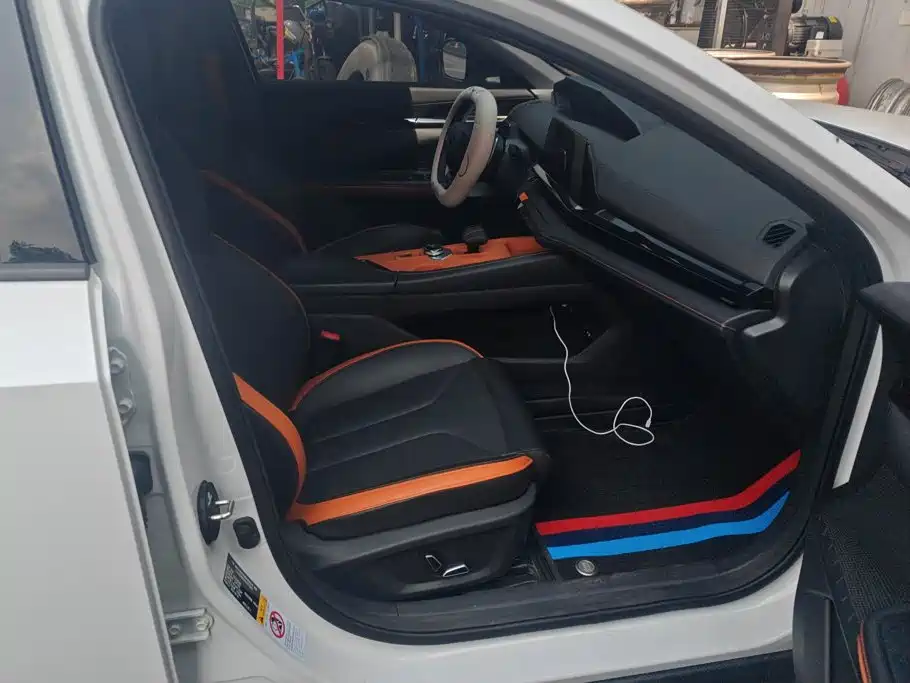 Changan UNI-V 2025 2024 1.5T High Performance Edition