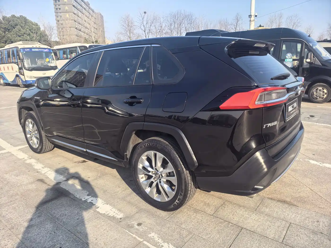 Toyota Wildlander 2021 Hybrid 2.5L E-CVT 2WD Luxury Edition фото 6