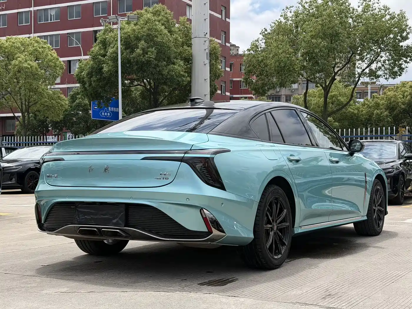 Hongqi H6 2023 2.0T Ultimate Edition фото 6