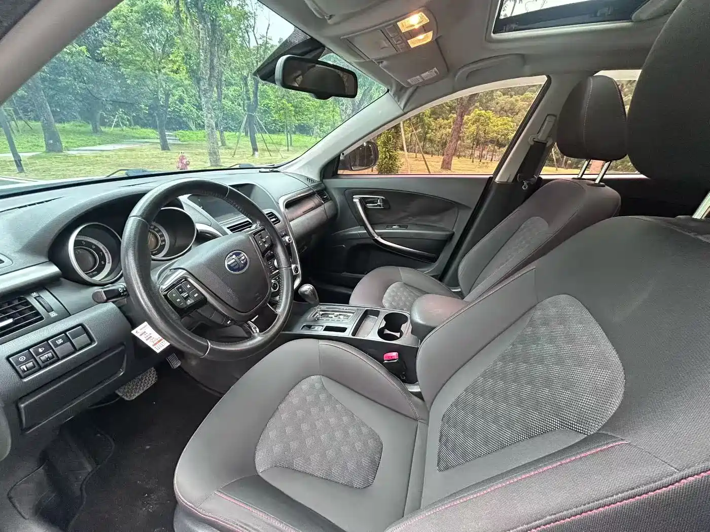 Besturn X80 2014 2015 2.0L Automatic Comfort Anniversary Edition
