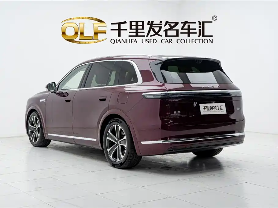 AITO Wenjie AITO M7 2026 Extended Range Max AWD 5-seater фото 4
