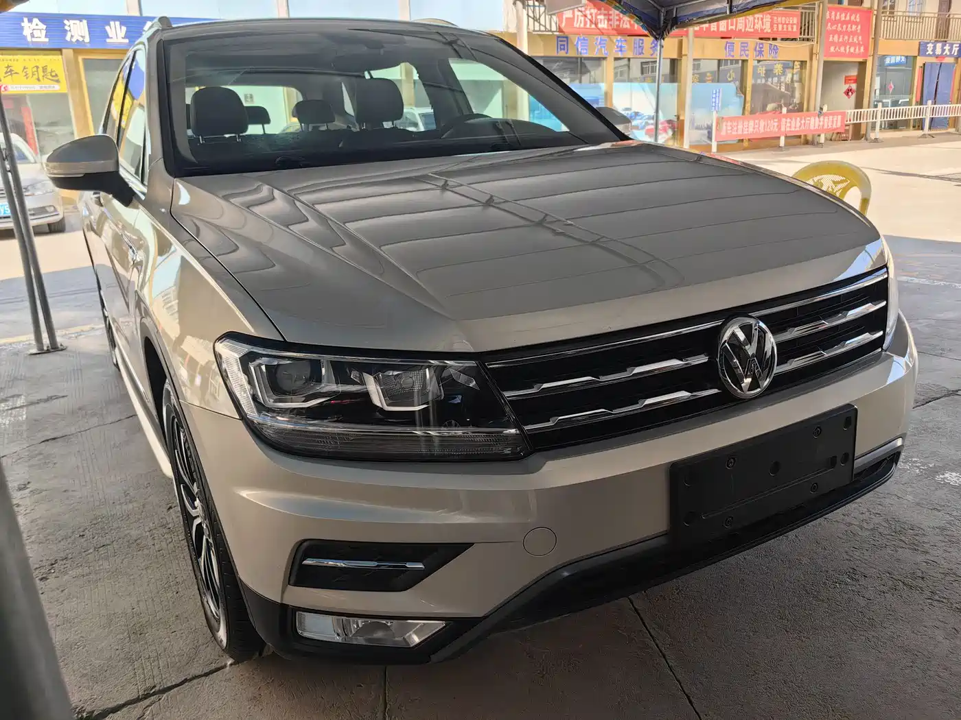 Volkswagen Tiguan L 2018 330TSI Automatic 2WD Luxury Edition фото 3